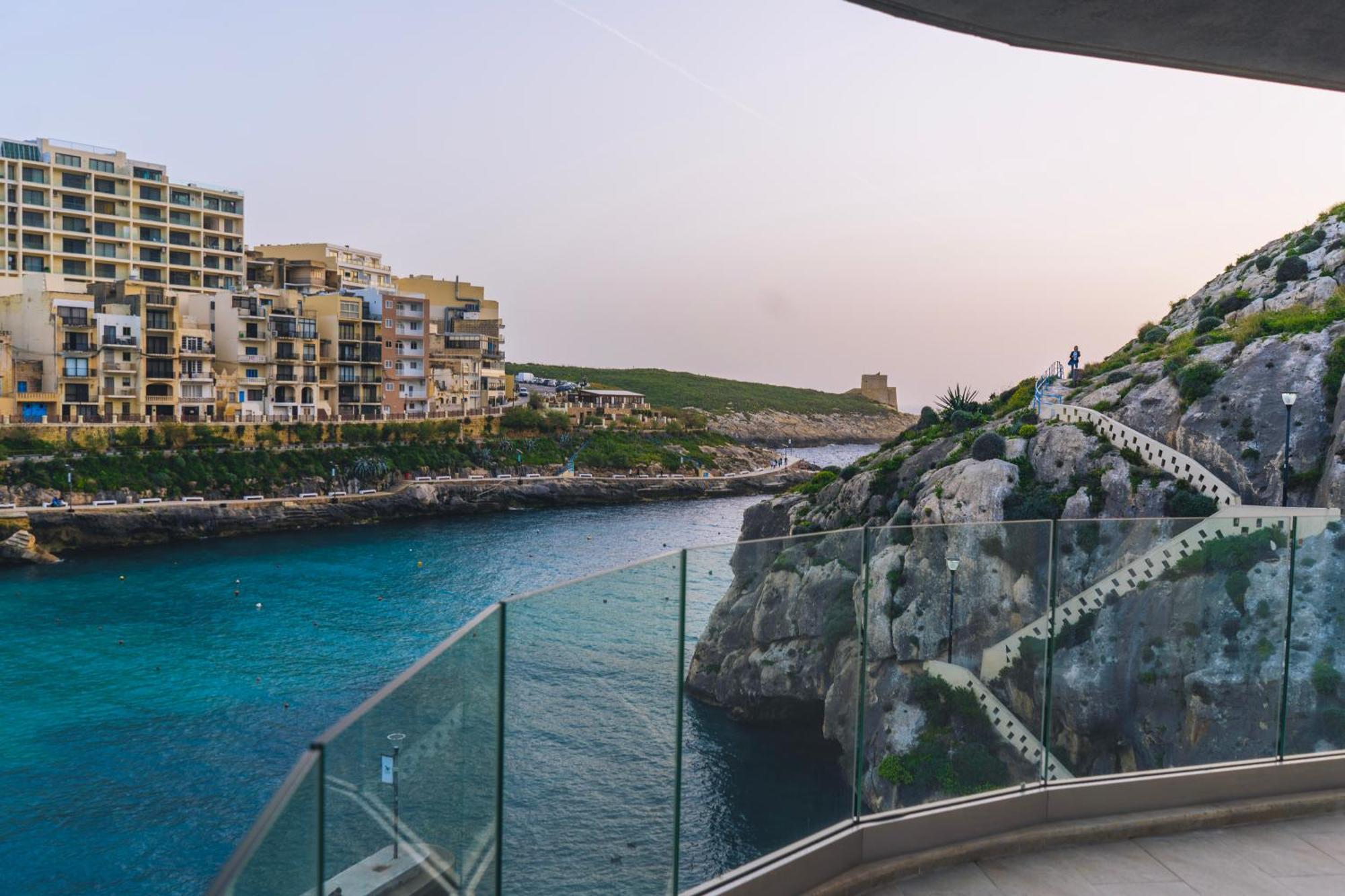 Water's Edge Xlendi With Direct Sea Access