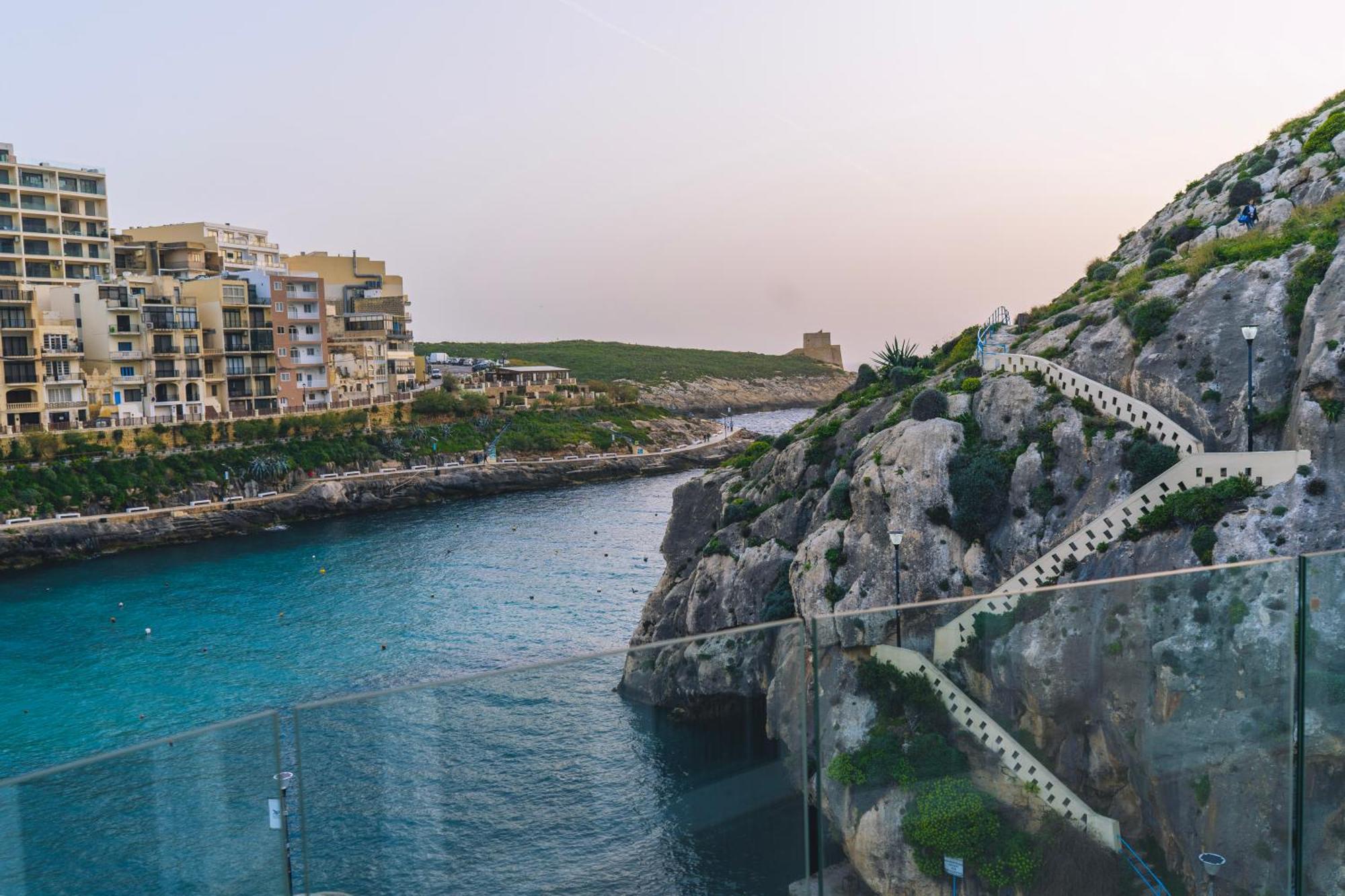 Water's Edge Xlendi With Direct Sea Access Lägenhet Munxar